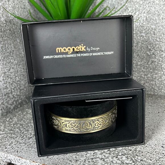 Magnetic by Design Antique Style Celtic Knot Cuff Bracelet in Goldtone 7 Inch - Picture 2 of 6